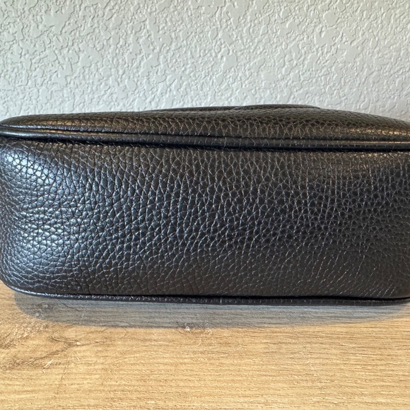 Gucci Soho Disco Crossbody - Picture 2 of 8